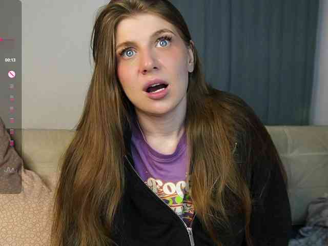 JustAlice webcam