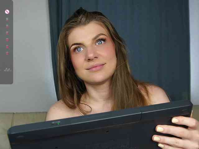 JustAlice webcam