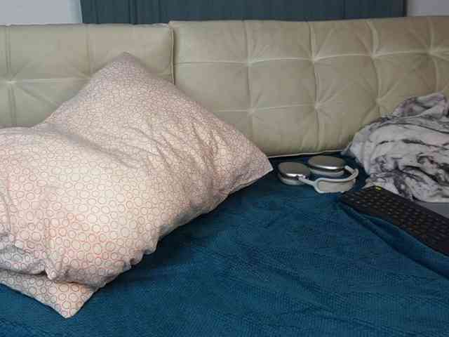 JustAlice webcam
