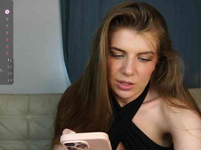 JustAlice webcam