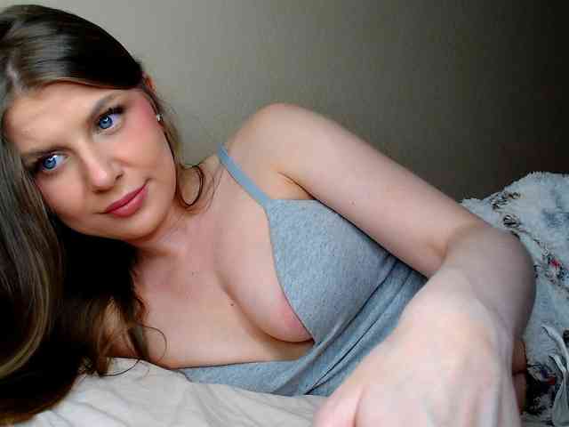 JustAlice webcam