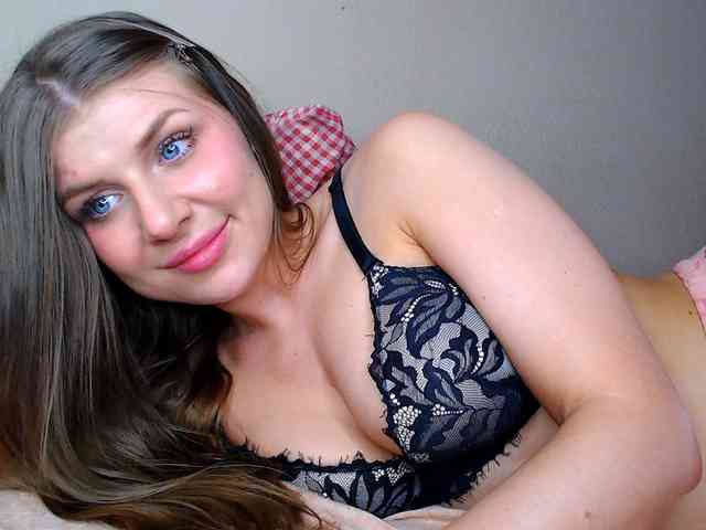 aliceTurner21 aliceTurner21