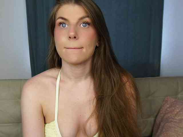JustAlice webcam