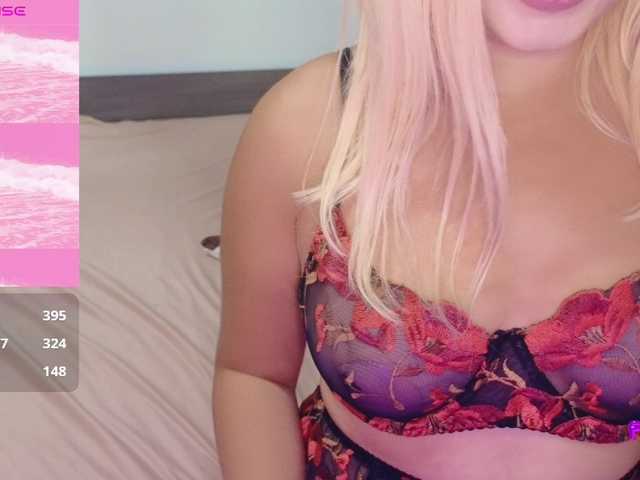 Rosebelle1's BongaCams show and profile