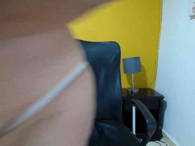 rousse-sexyandhot webcam