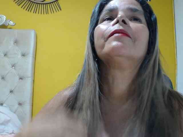rousse-sexyandhot webcam