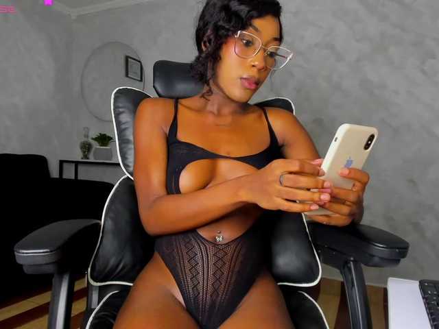 Deyymadisson's BongaCams show and profile