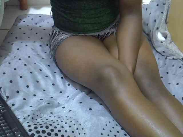 Ebonyliliana webcam