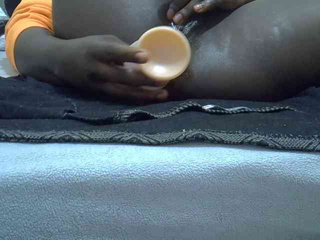 Ebonyliliana webcam