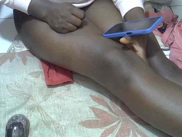 Ebonyliliana webcam