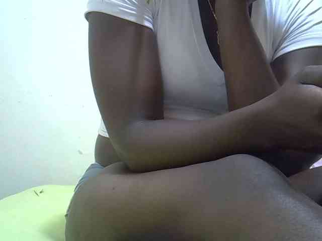 Ebonyliliana webcam