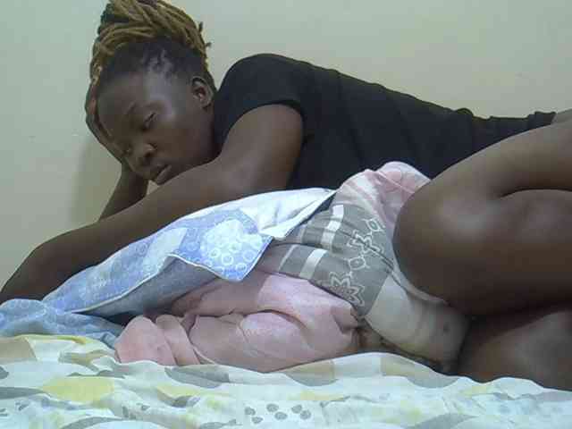 Ebonyliliana webcam