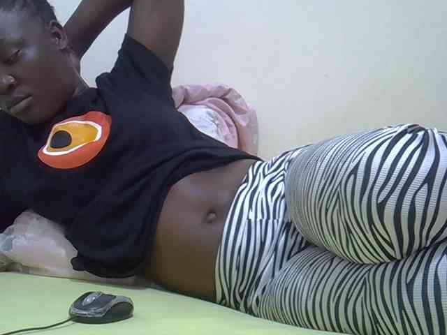 Ebonyliliana webcam