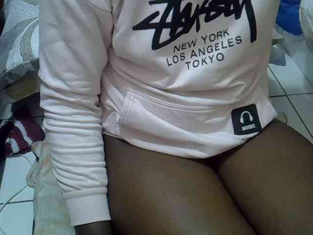 Ebonyliliana webcam