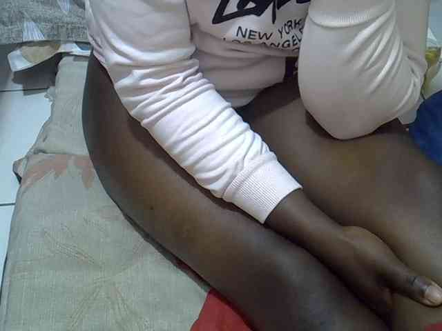 Ebonyliliana webcam