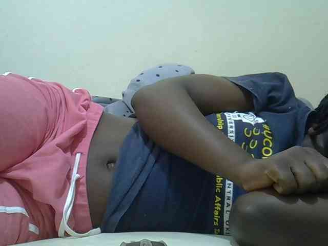 Ebonyliliana webcam