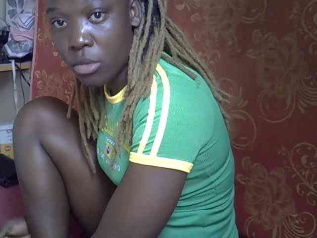 Ebonyliliana webcam