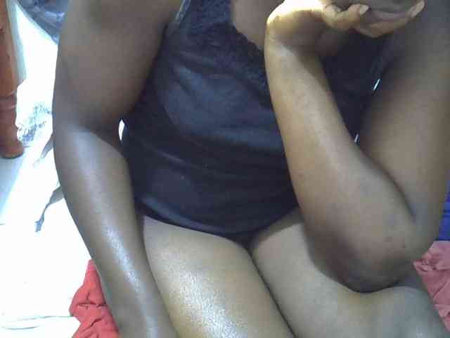 Ebonyliliana webcam