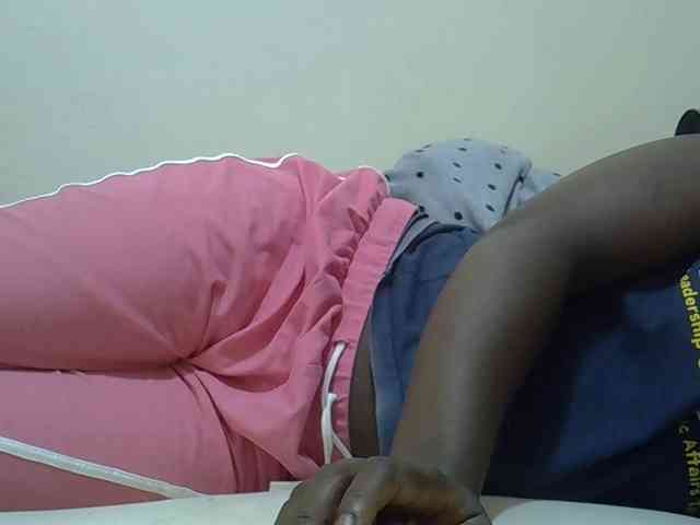 Ebonyliliana webcam