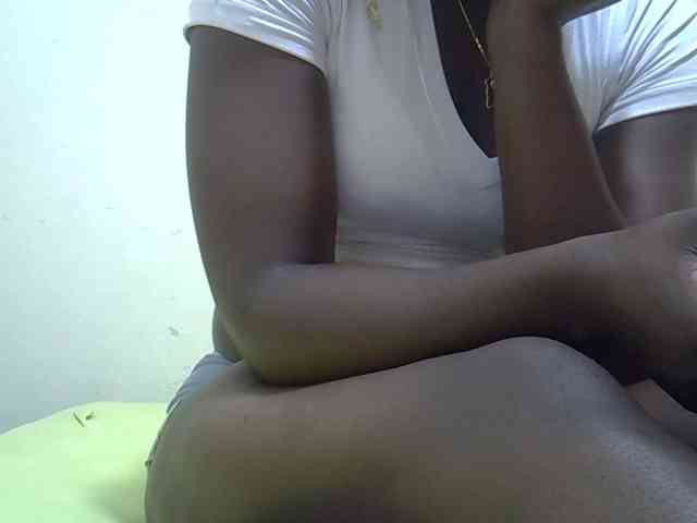 Ebonyliliana webcam