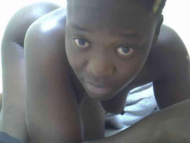 Ebonyliliana webcam