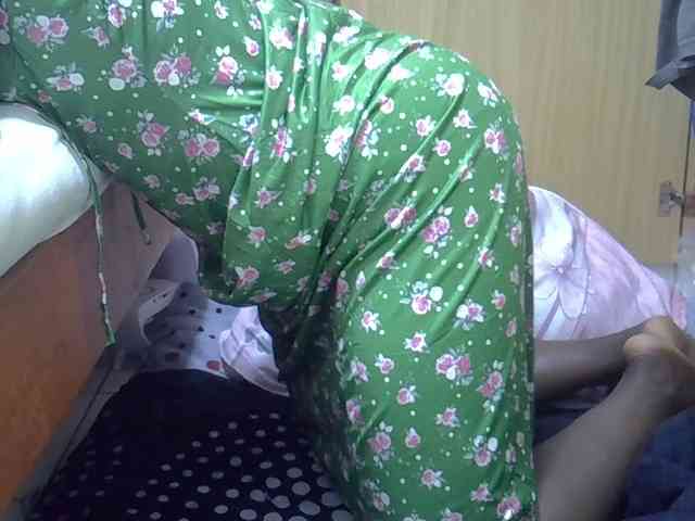 Ebonyliliana webcam