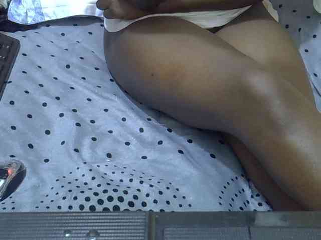 Ebonyliliana webcam