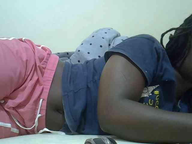Ebonyliliana webcam