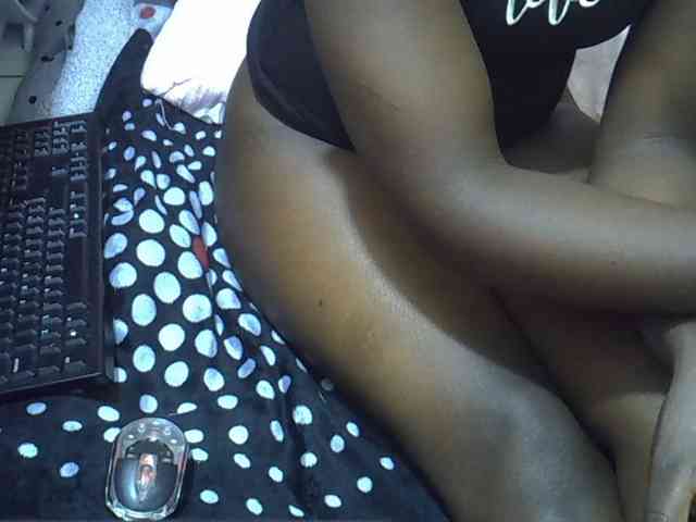 Ebonyliliana webcam