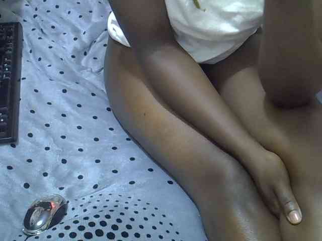Ebonyliliana webcam