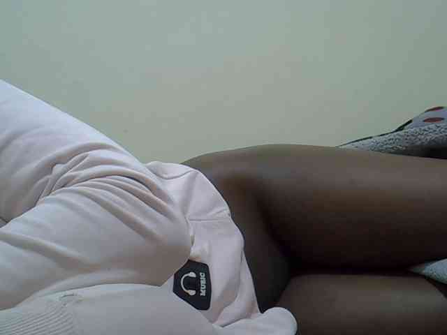 Ebonyliliana webcam