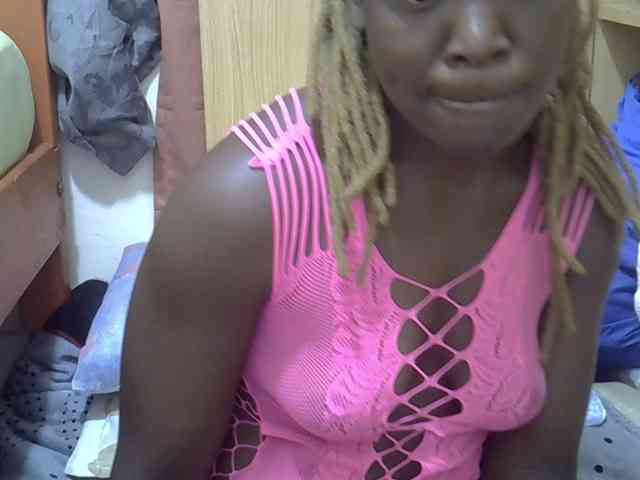 Ebonyliliana webcam
