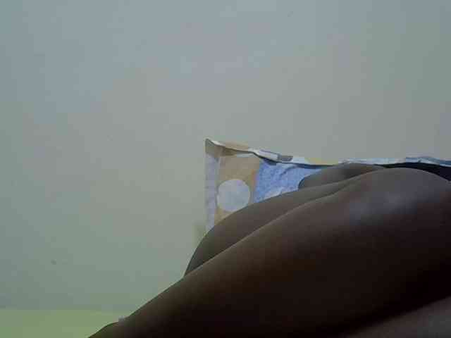 Ebonyliliana webcam