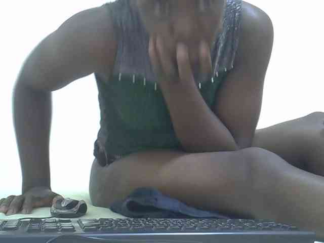 Ebonyliliana webcam