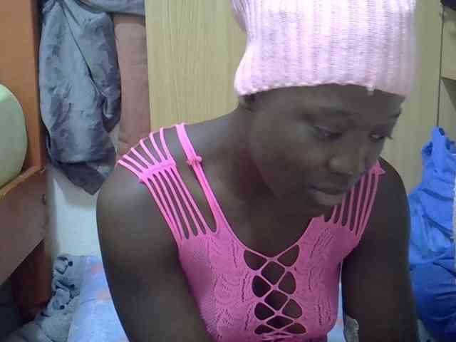 Ebonyliliana webcam