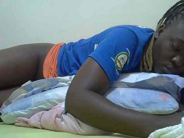 Ebonyliliana webcam