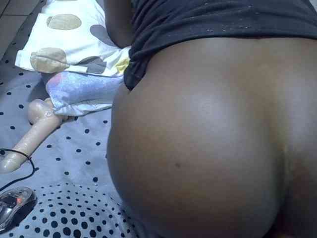 Ebonyliliana webcam