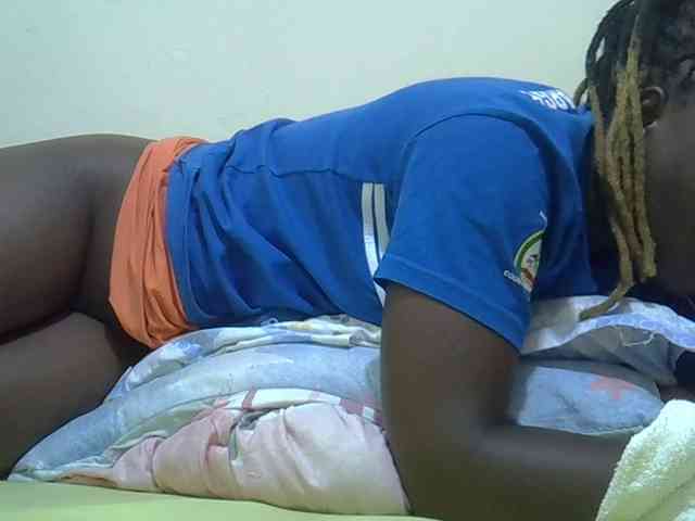 Ebonyliliana webcam