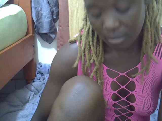 Ebonyliliana webcam