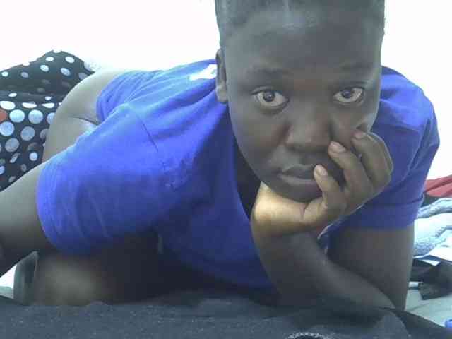 Ebonyliliana webcam