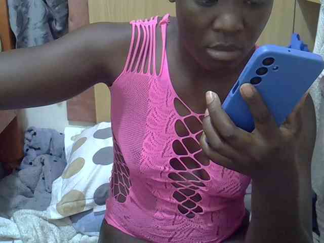 Ebonyliliana webcam