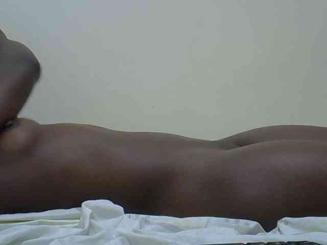 Ebonyliliana webcam