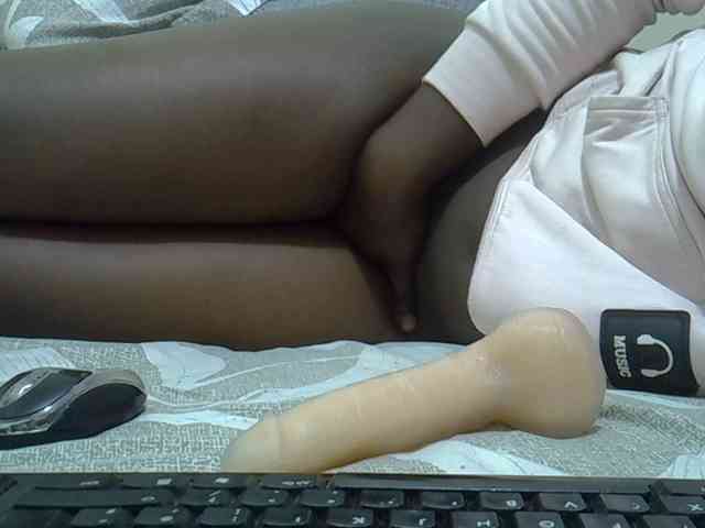 Ebonyliliana webcam