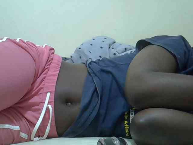 Ebonyliliana webcam