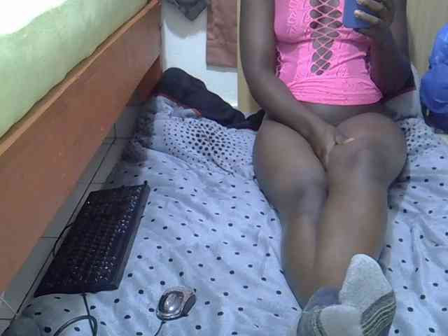 Ebonyliliana webcam