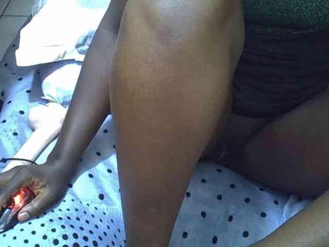 Ebonyliliana webcam