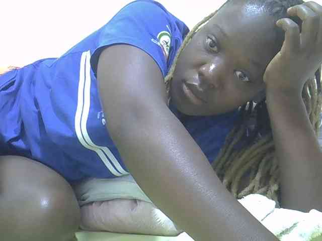 Ebonyliliana webcam