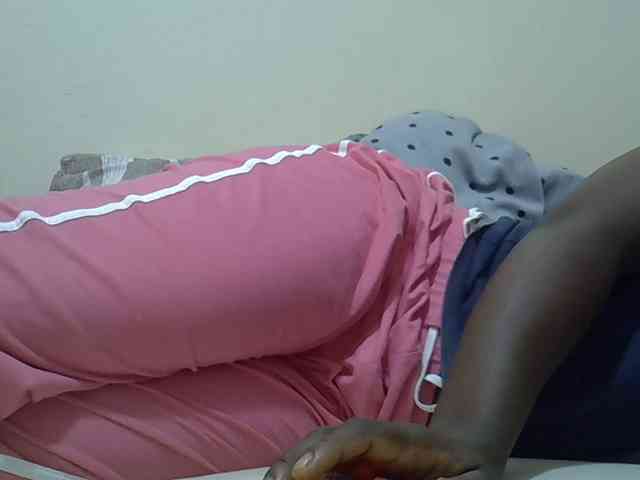 Ebonyliliana webcam