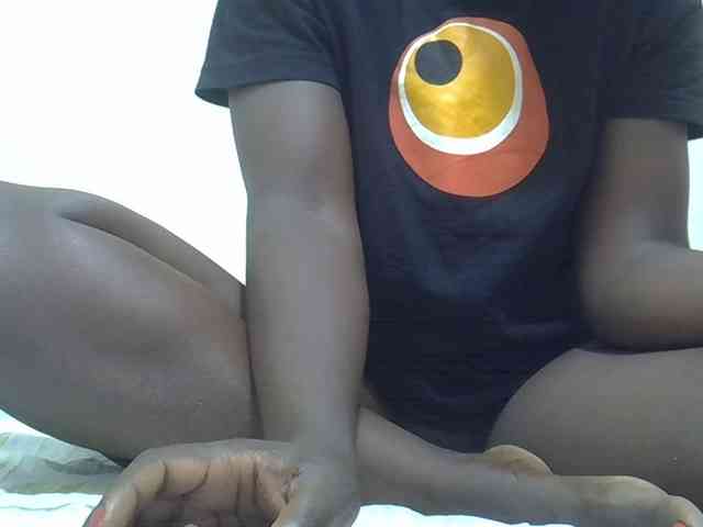 Ebonyliliana webcam