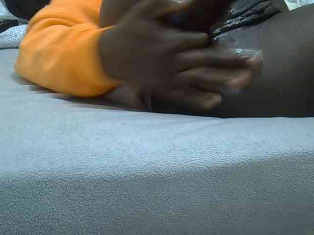 Ebonyliliana webcam